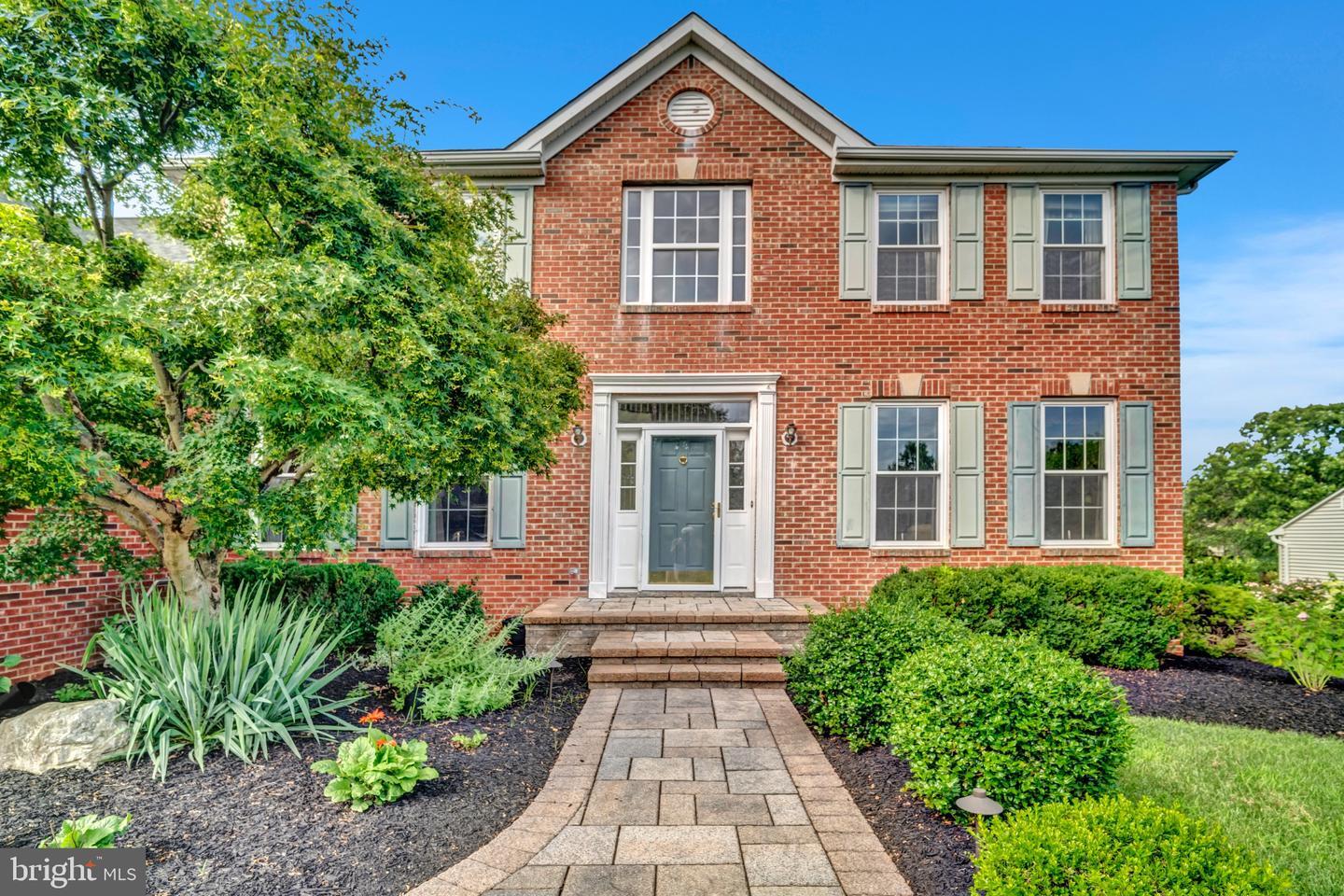 Property Photo:  7 Anderson Lane  NJ 08691 