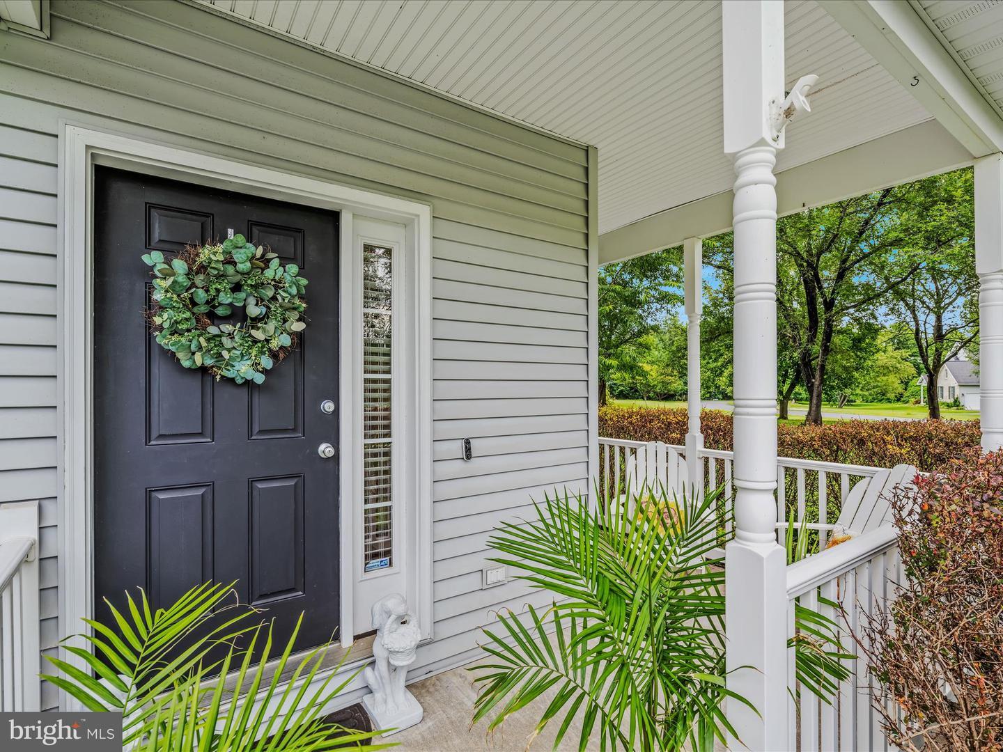 Property Photo: 16 Stormfield Drive W WV 25404