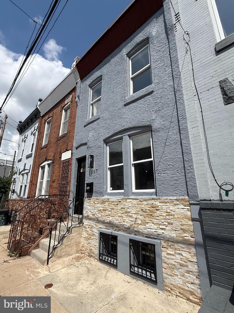 Property Photo: 1607 S Ringgold Street PA 19145
