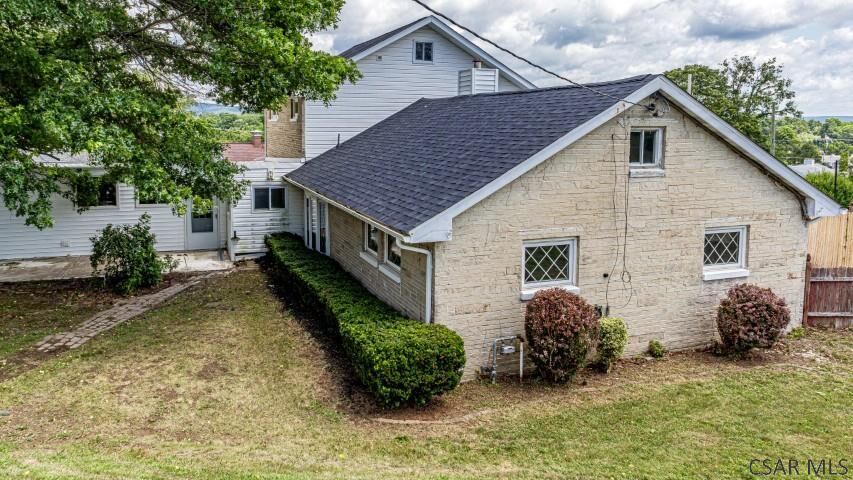 Property Photo: 260 Sherwood Drive PA 15905