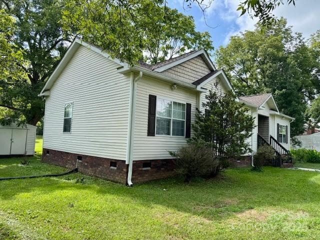 Property Photo: 3951 Springs Road NC 28613