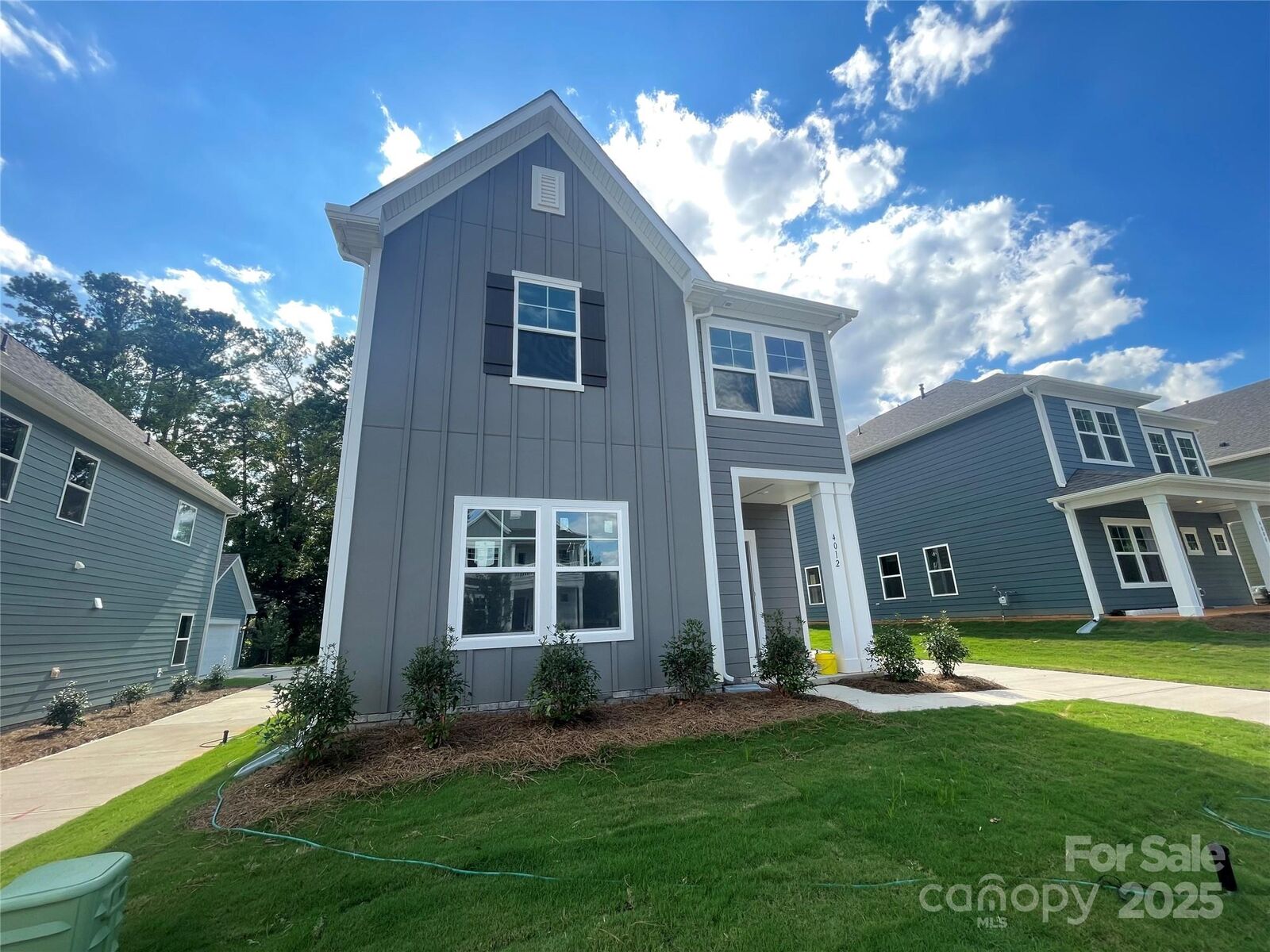 Property Photo: 4012 Grommet Court NC 28105