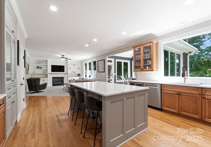 18807 Dembridge Drive  Davidson NC 28036 photo