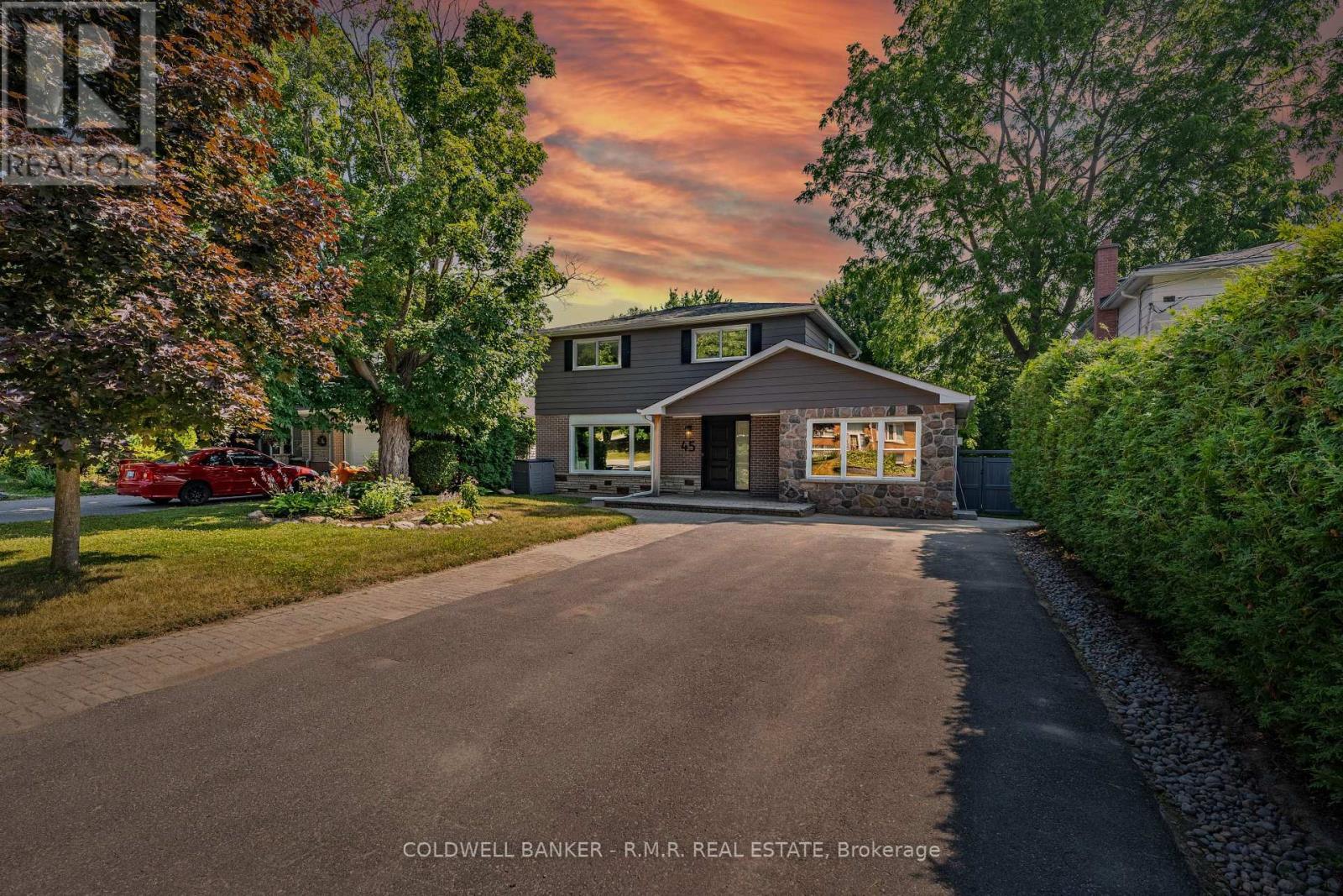 Property Photo: 45 Beech Street North Main ON L9P 1A8