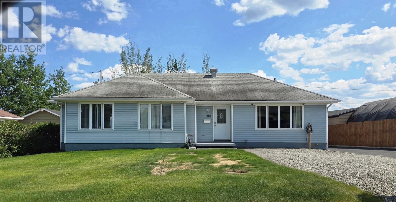 818 Hamilton Street  Labrador City NL A2V 1H6 photo