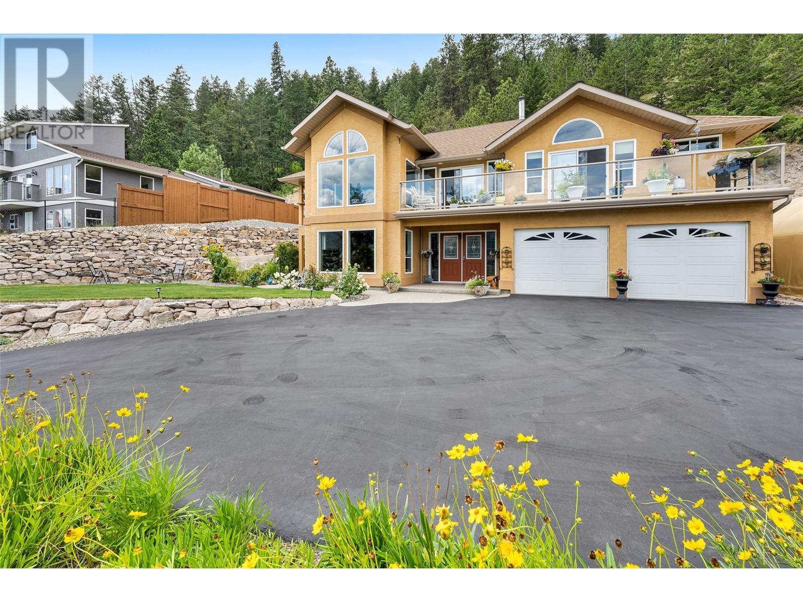 Property Photo:  16864 Gatzke Road  BC V4V 2J1 