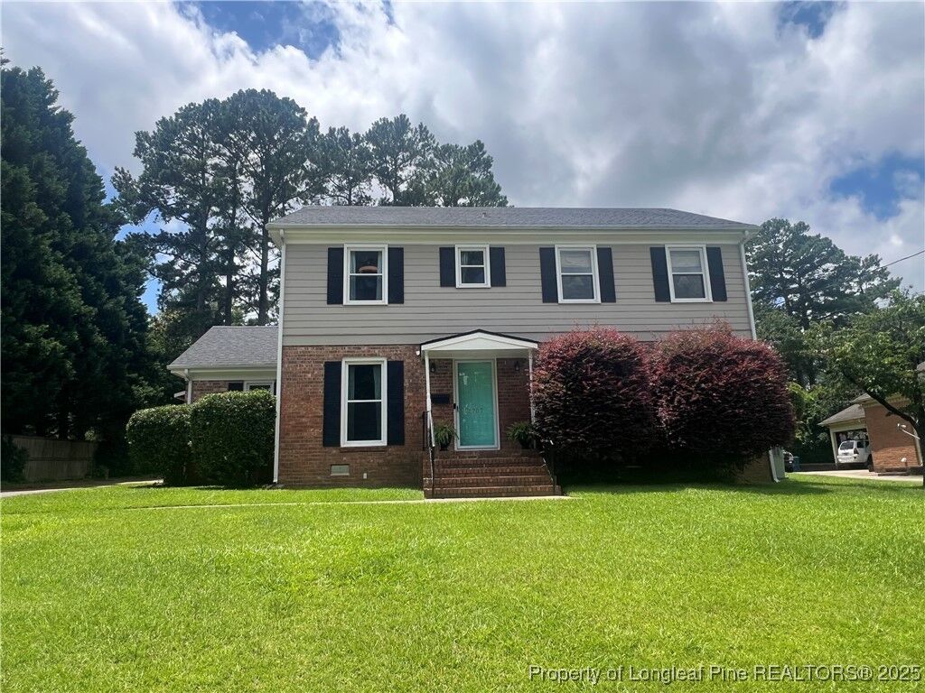 Property Photo:  2707 Bennington Road  NC 28303 