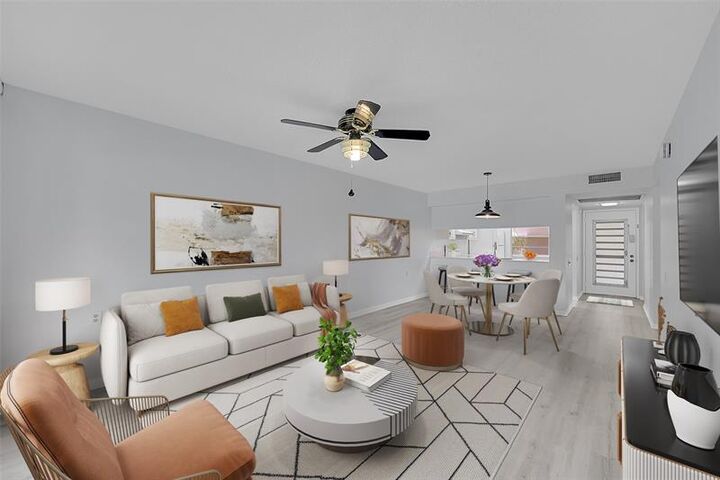 Property Photo: 2704 Nassau Bnd H2 FL 33066