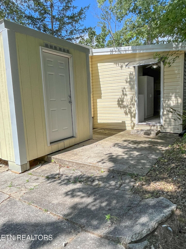 Property Photo:  155 Commanche Tr  TN 38572 