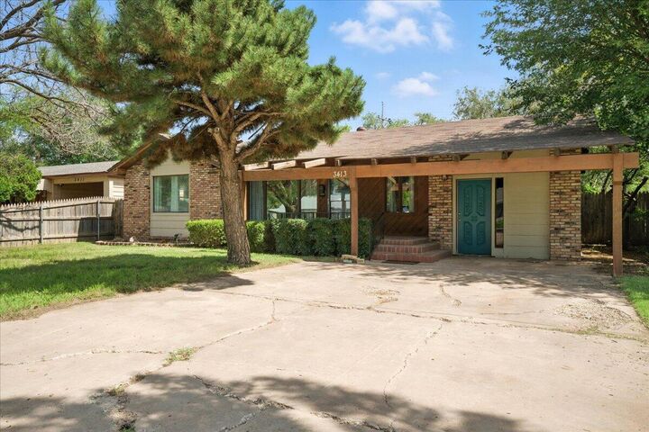Property Photo:  3413 31st Street  TX 79410 
