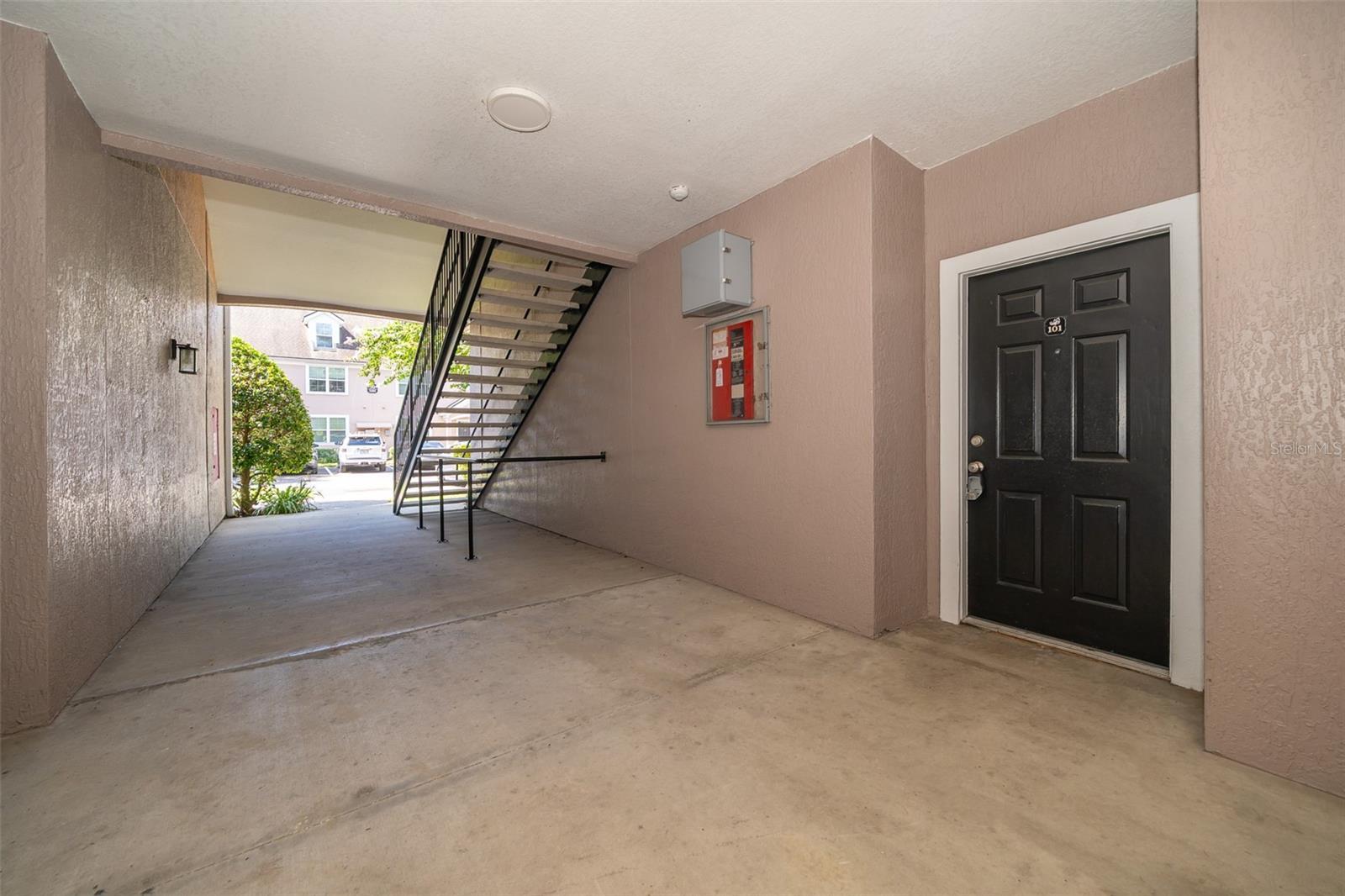 Property Photo:  6663 Queens Borough Avenue 101  FL 32835 