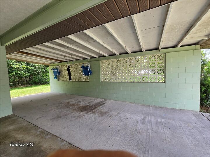 Property Photo: 2100 NE 54th Street FL 34479