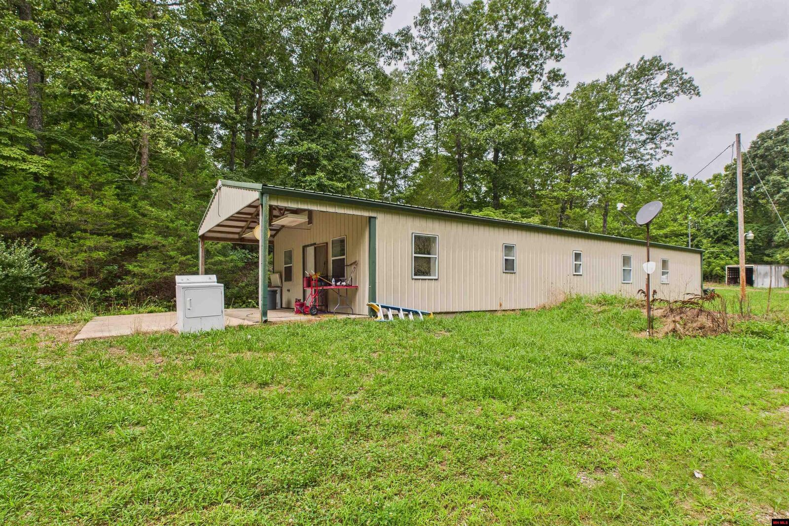 Property Photo:  001-09744-000 Hwy 5 North  AR 72653 