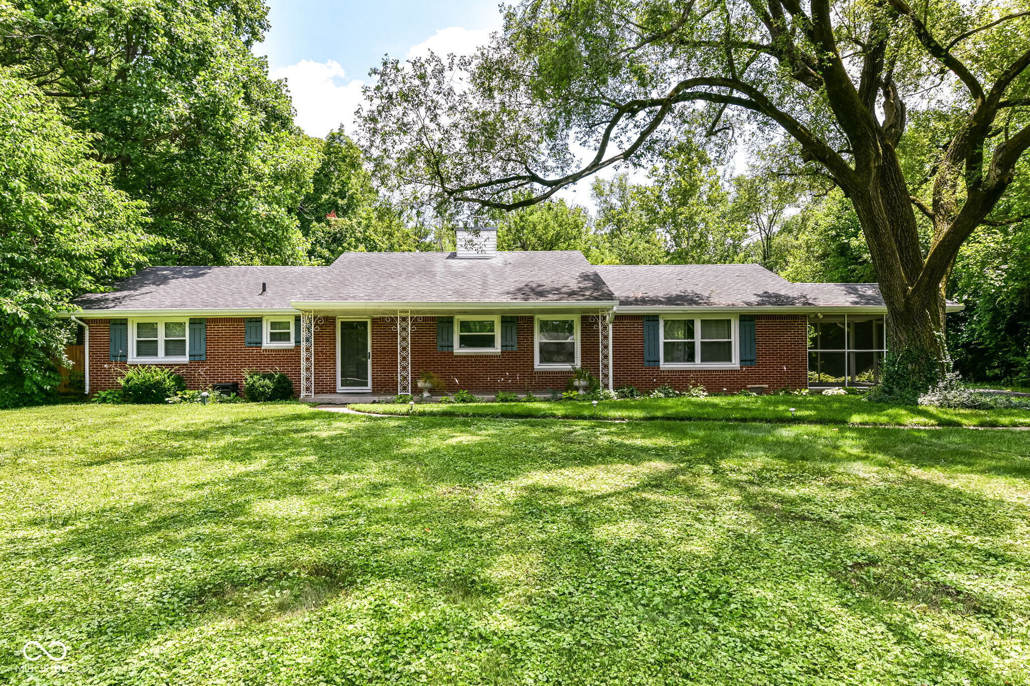1825 Weslynn Drive  Indianapolis IN 46228 photo