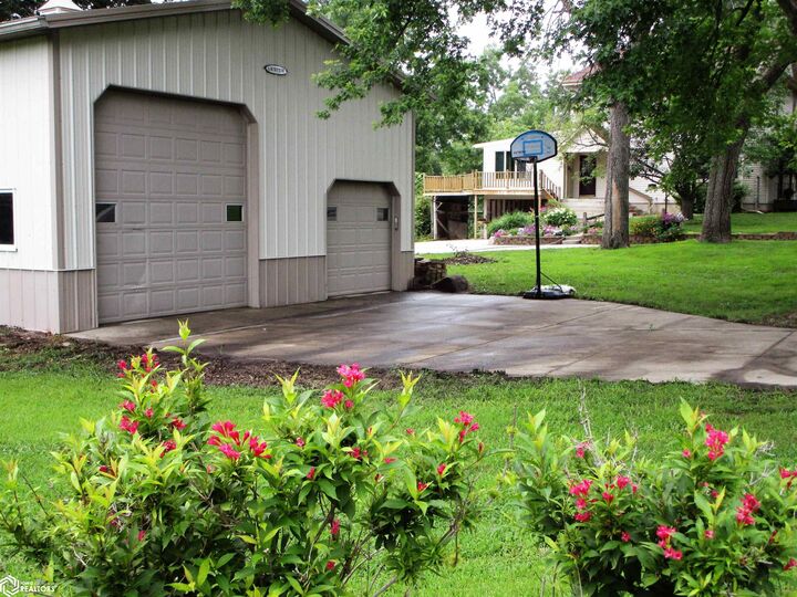 Property Photo:  1707 Crescent Drive  IA 50126 