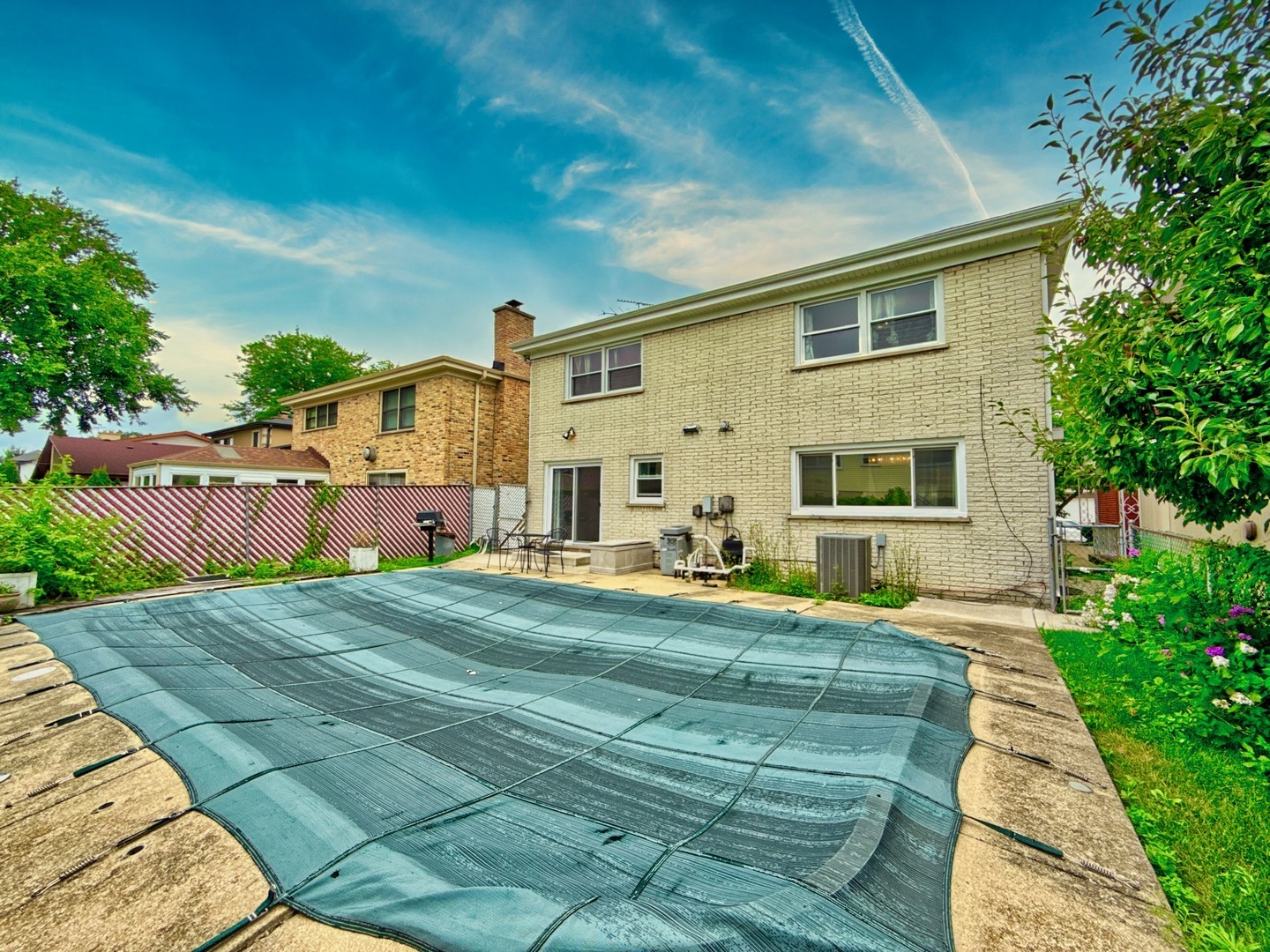 Property Photo:  6907 Lorel Avenue  IL 60077 