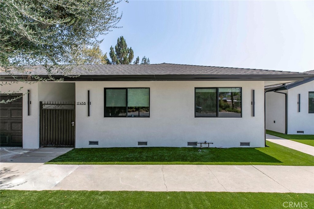 Property Photo: 17438 Index Street CA 91344