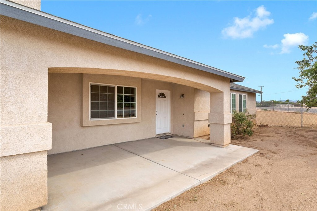 Property Photo:  11389 Jacaranda Avenue  CA 92345 