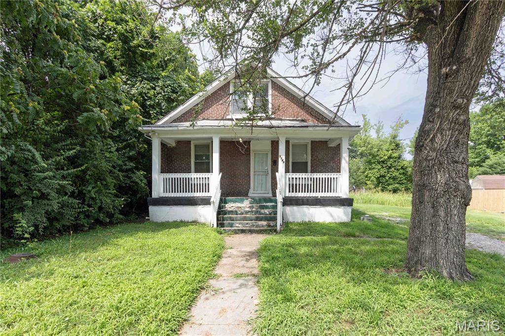 Property Photo:  3149 Jefferson Avenue  IL 62205 