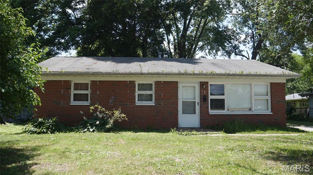 Property Photo: 17 Hanover Lane IL 62206