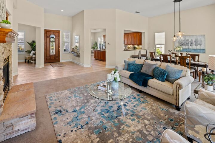 Property Photo: 2107 Stonecrest Lane CA 95648