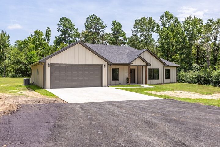 Property Photo:  1982 Fm 1819  TX 75959 
