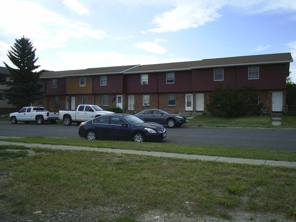 Property Photo: 915 Hialeah Court MT 59601
