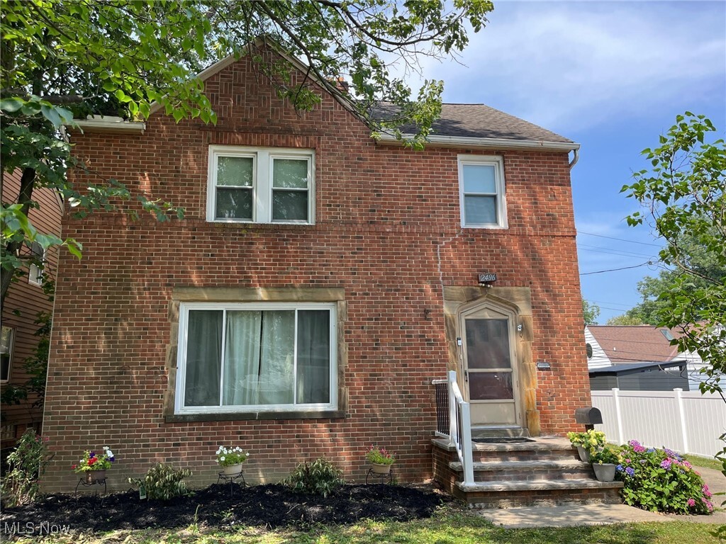 Property Photo: 2496 Milton Road OH 44118