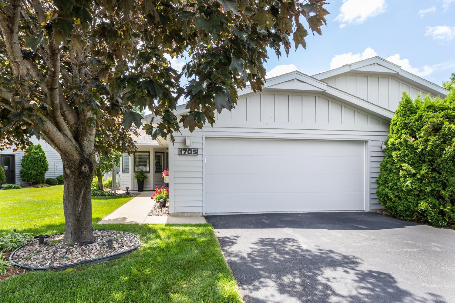 Property Photo: 1705 Lakeview Drive SW MN 55902