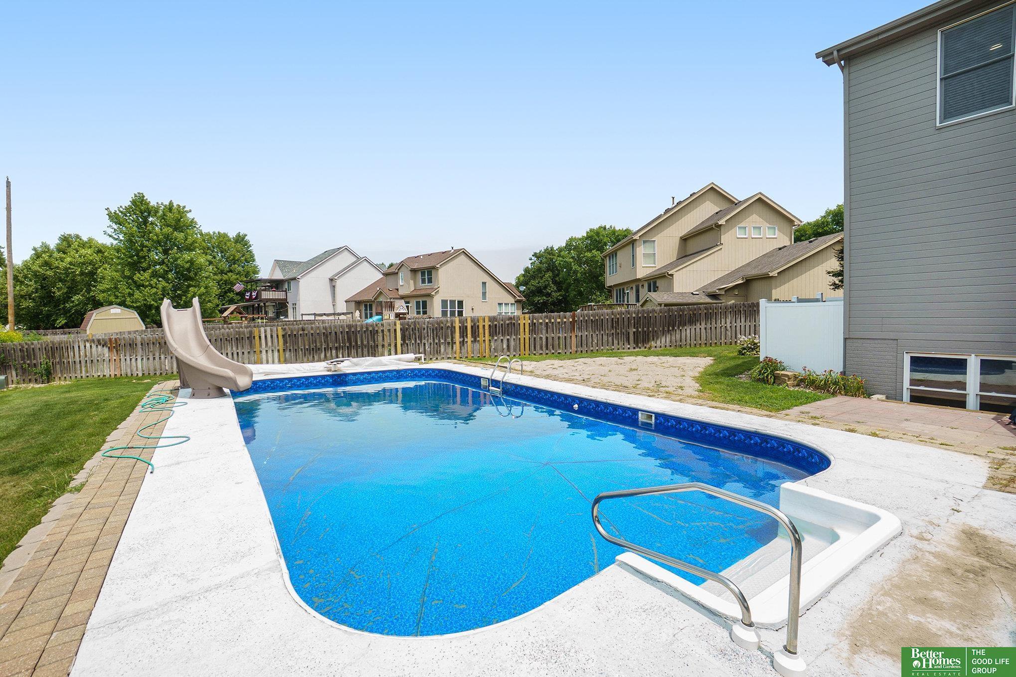 Property Photo: 9808 S 28th Avenue Circle NE 68123
