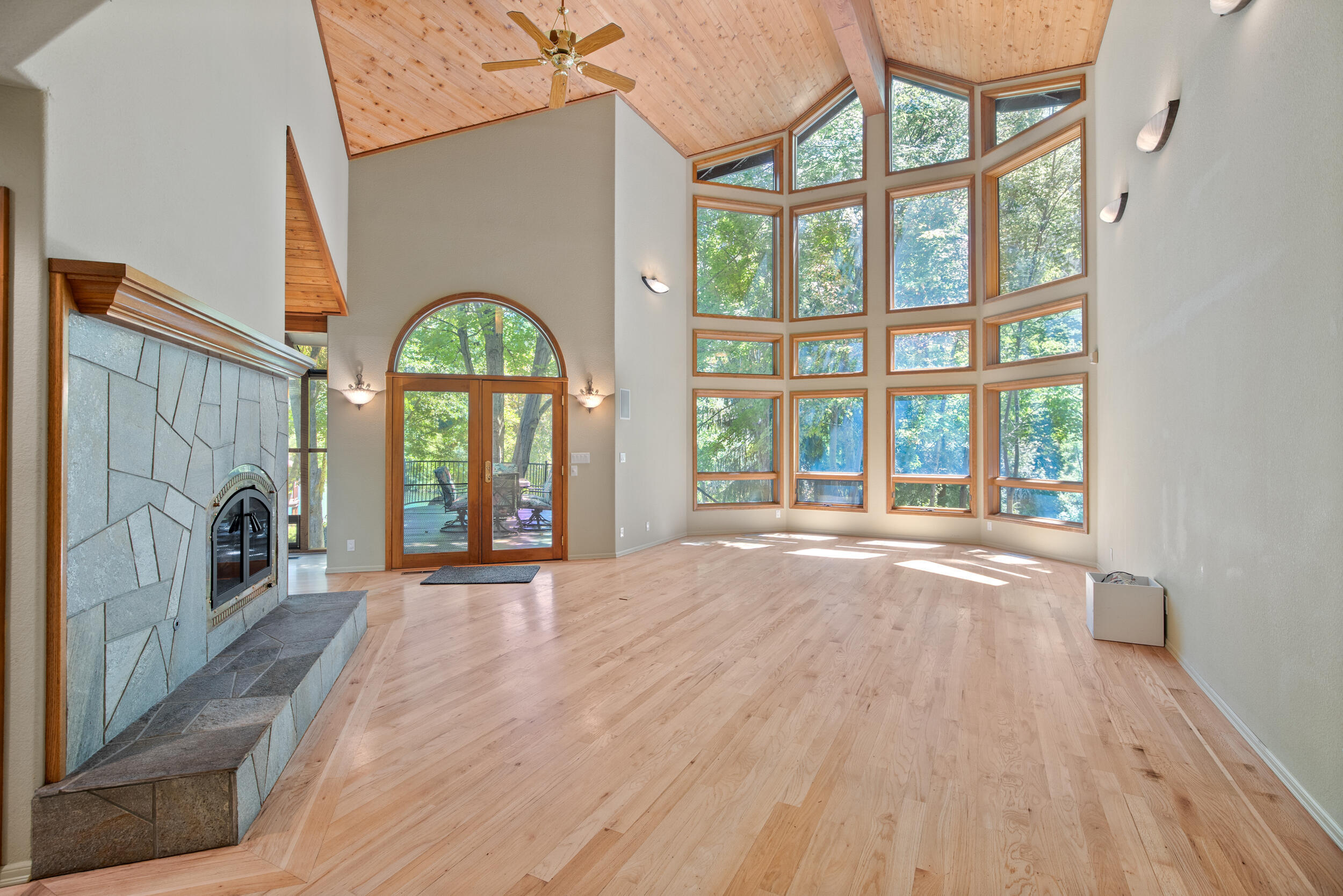 Property Photo:  4489 Averill Drive  OR 97526 