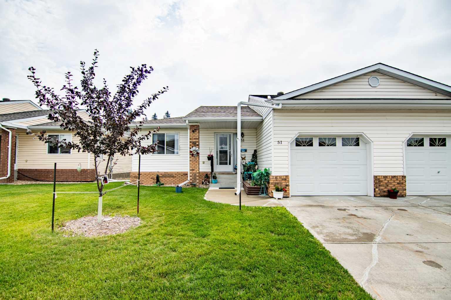 2821 Botterill Crescent 51  Red Deer AB T4R 2E5 photo