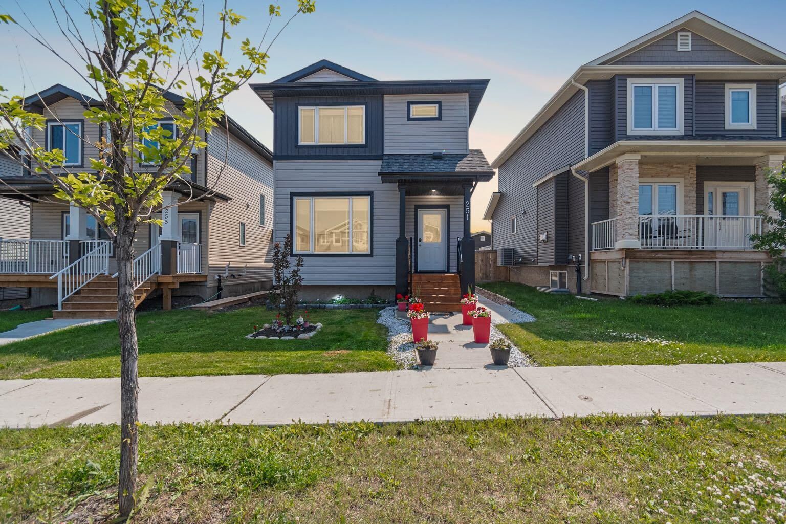 Photo de la propriété: 251 Prospect Drive AB T9K 0W7