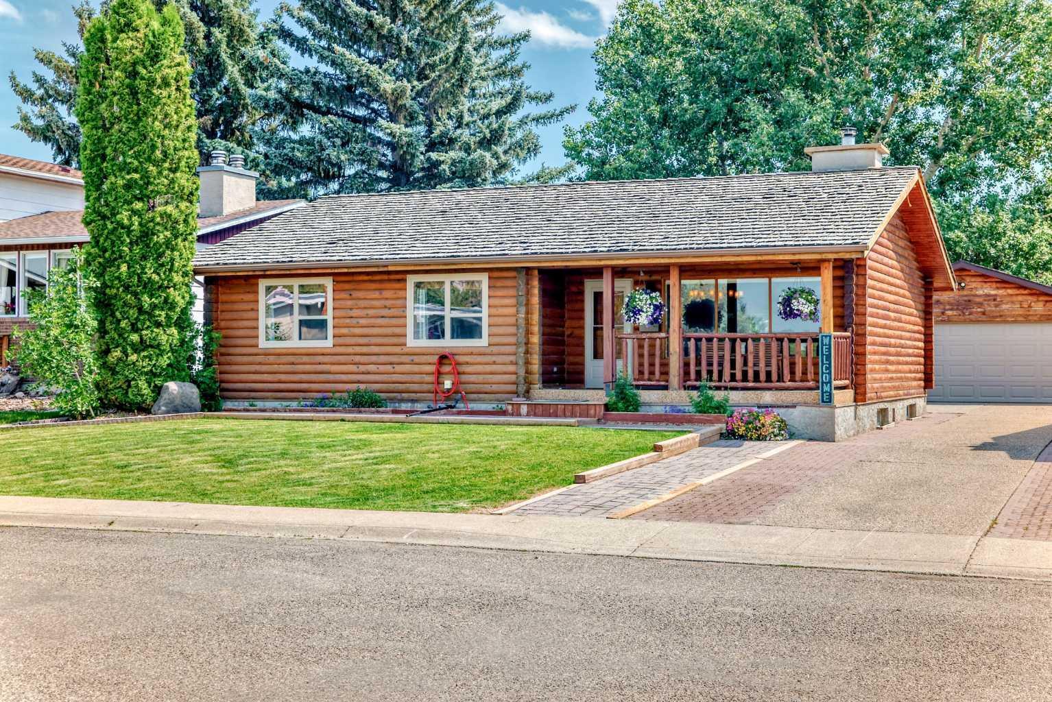 Photo de la propriété: 919 22 Avenue AB T1M 1B5
