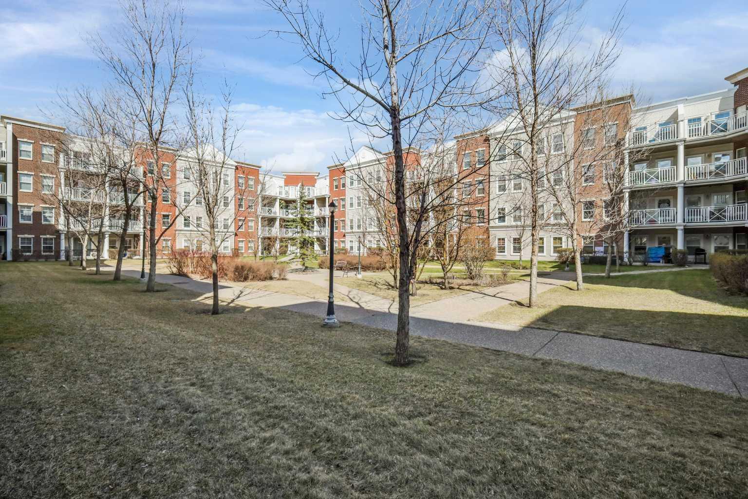 Photo de la propriété: 5605 Henwood Street SW 1211 AB T3E 7R2
