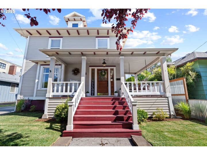 1337 SE Lexington St  Portland OR 97202 photo