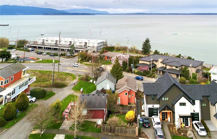 522  12th Street  Bellingham WA 98225 photo