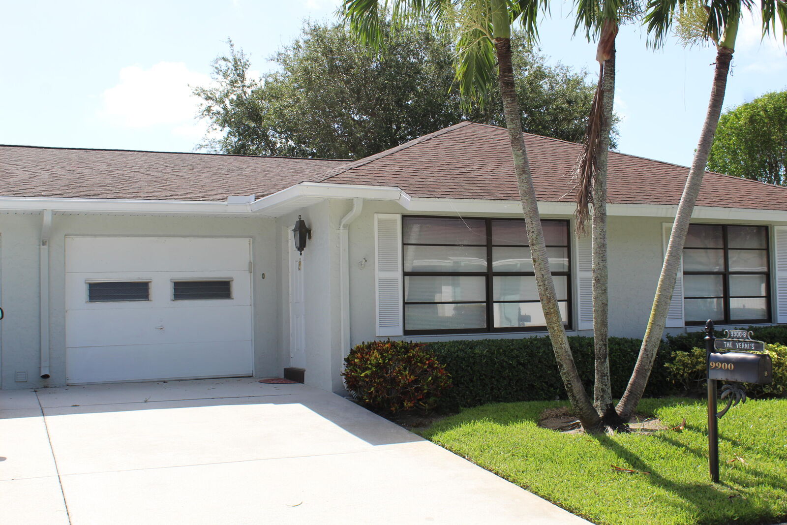 Property Photo: 9900 Papaya Tree Trail B FL 33436