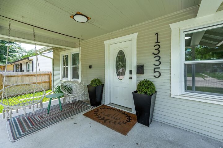 Property Photo:  1335 S Richmond Ave  KS 67213 