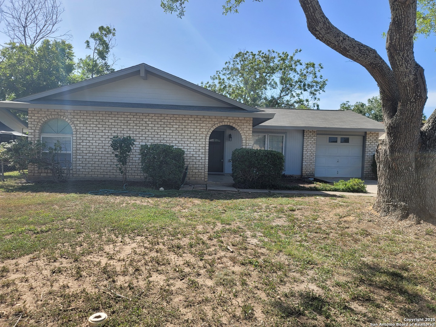 Property Photo: 10807 Green Brook TX 78223