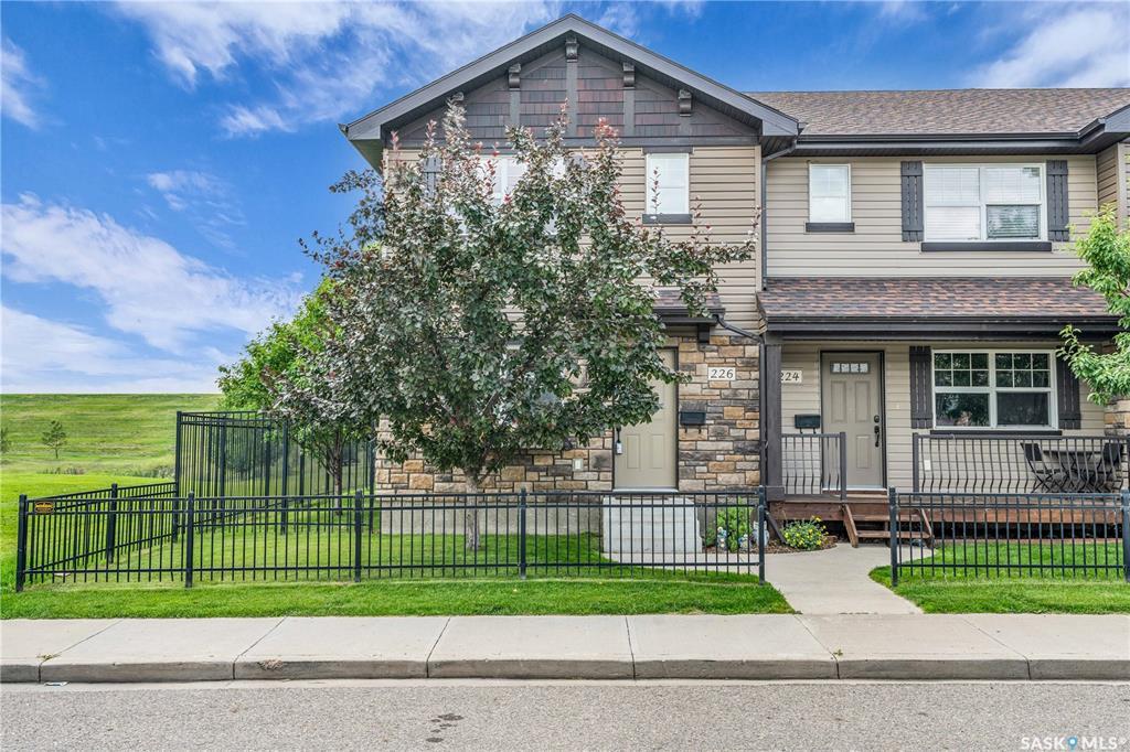 Property Photo: 226 Langlois Way SK S7T 0L2