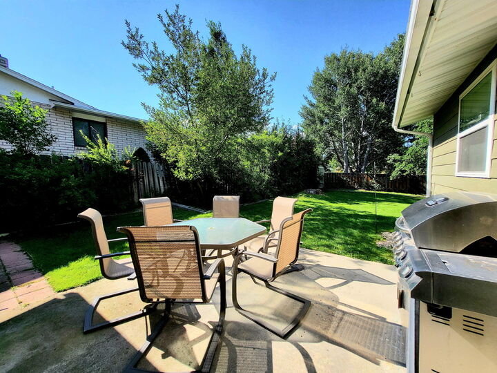 Property Photo: 576 Sesame Street WY 82834
