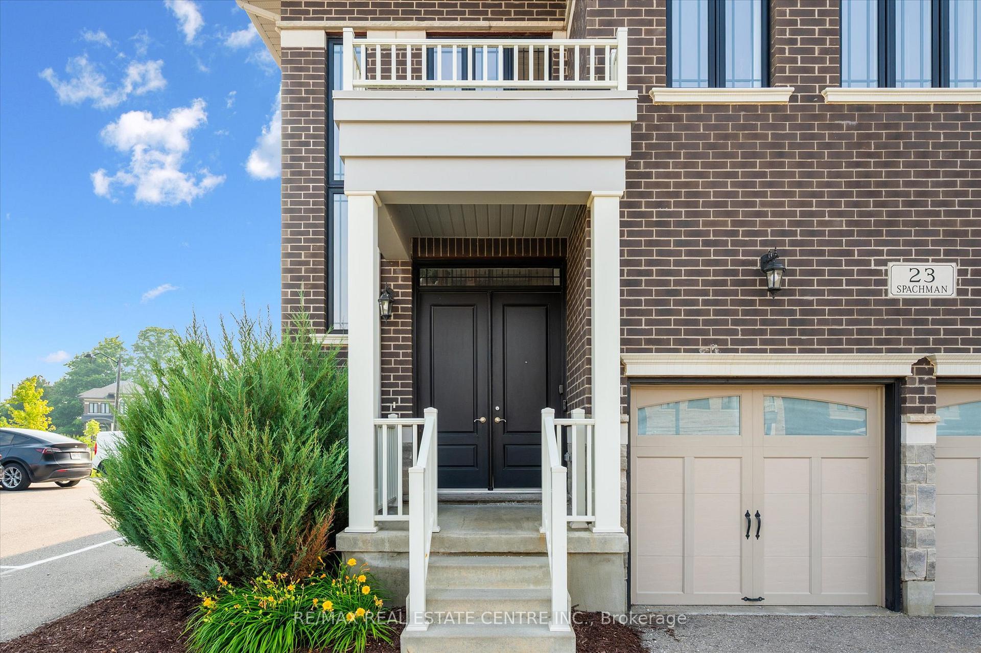 Property Photo: 23 Spachman Street ON N2R 1R7