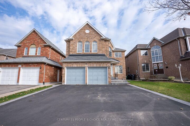 24 Tobosa Trail  Brampton ON L6R 2B4 photo