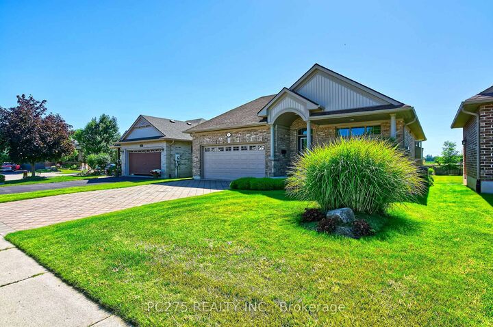 Property Photo:  41 Park Place  ON N4G 0B8 