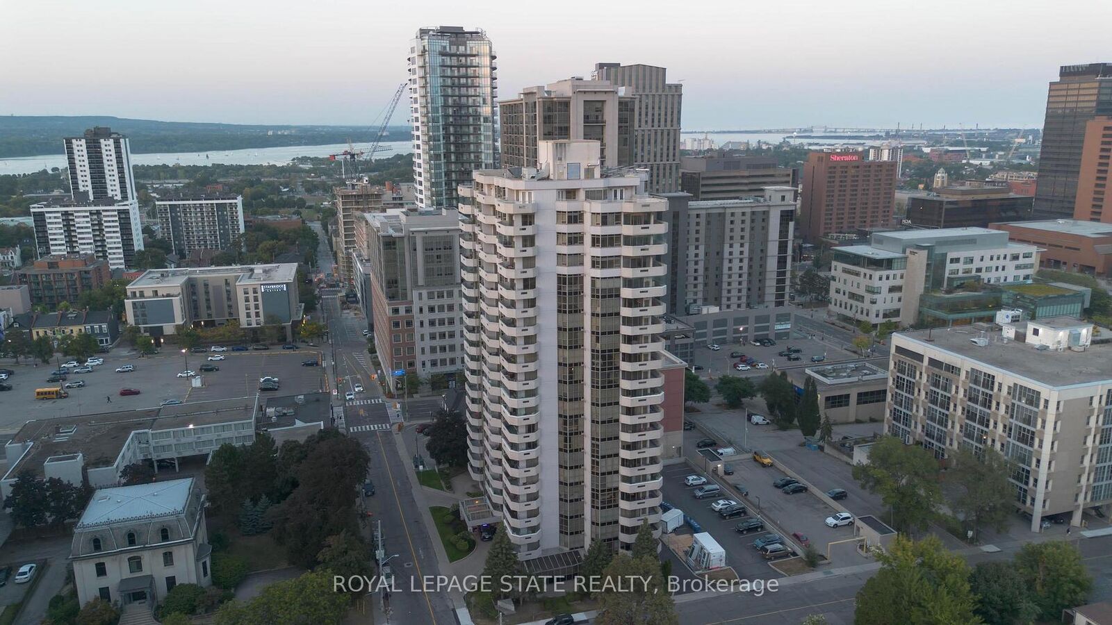 Property Photo:  67 Caroline Street S 1703  ON L8P 3K6 