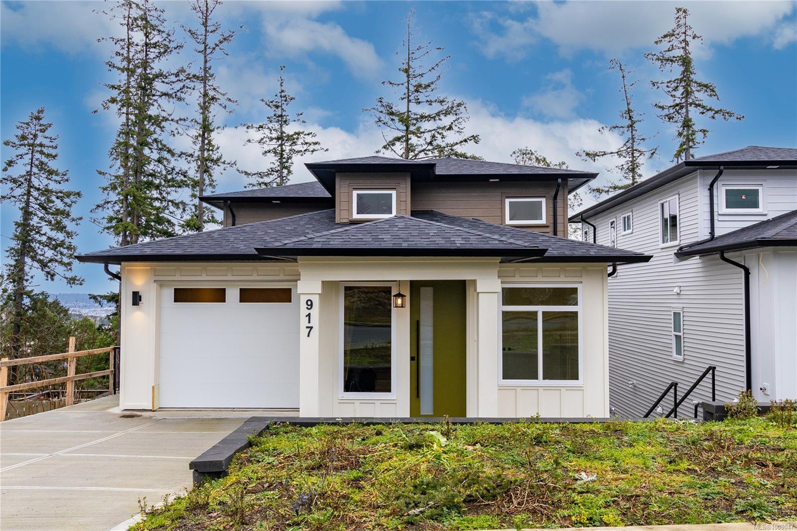 Property Photo: 917 Harbour View St BC V9R 4V4