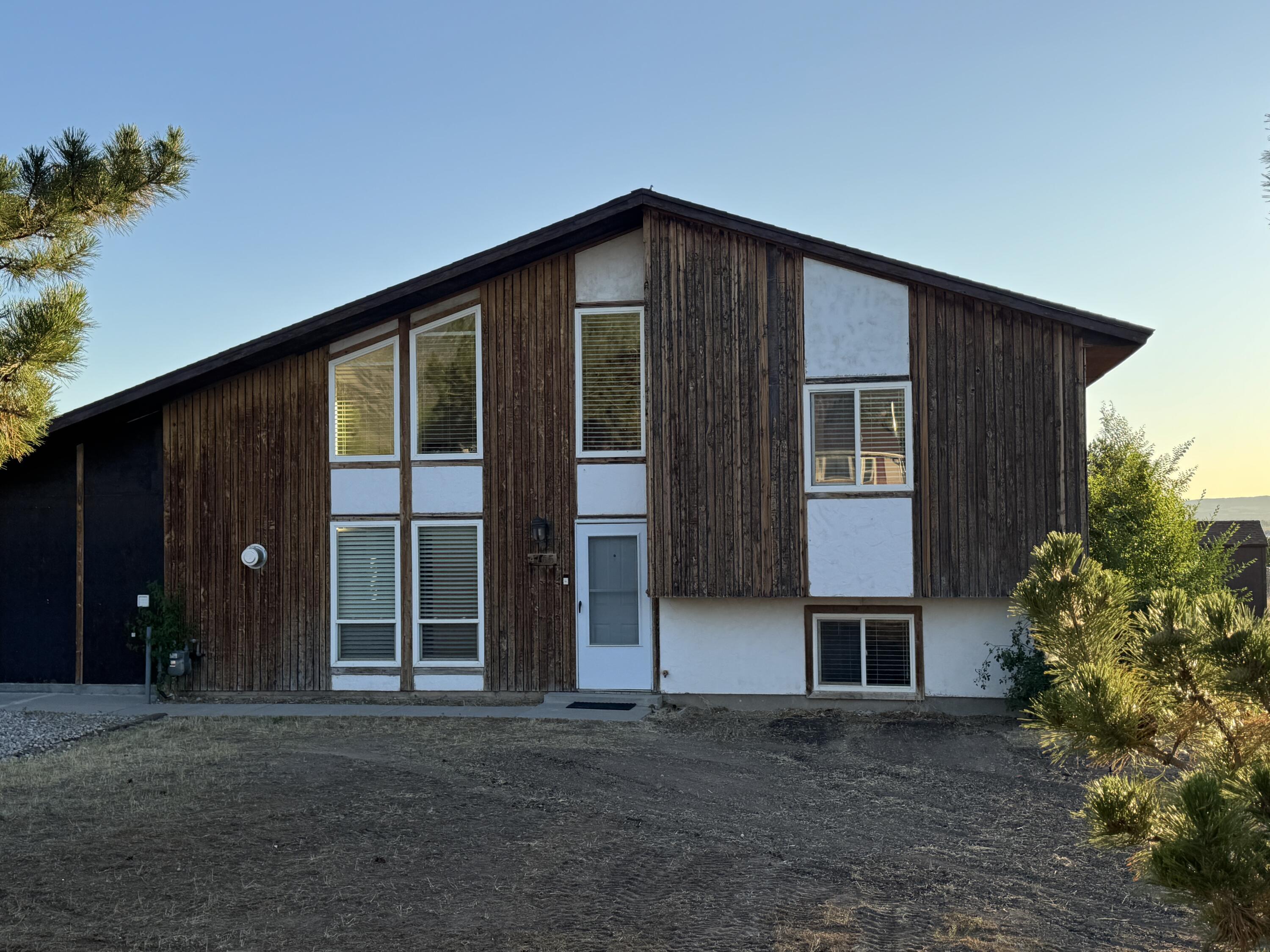 Property Photo:  4765 N Enoch Rd  UT 84721 