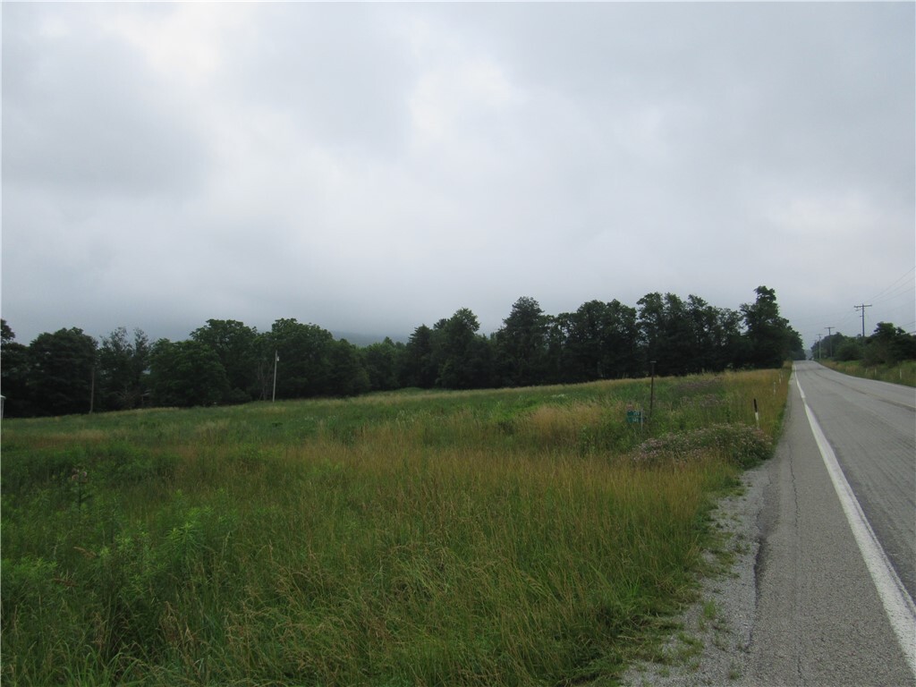 Property Photo:  1650 County Line Rd.  PA 15628 