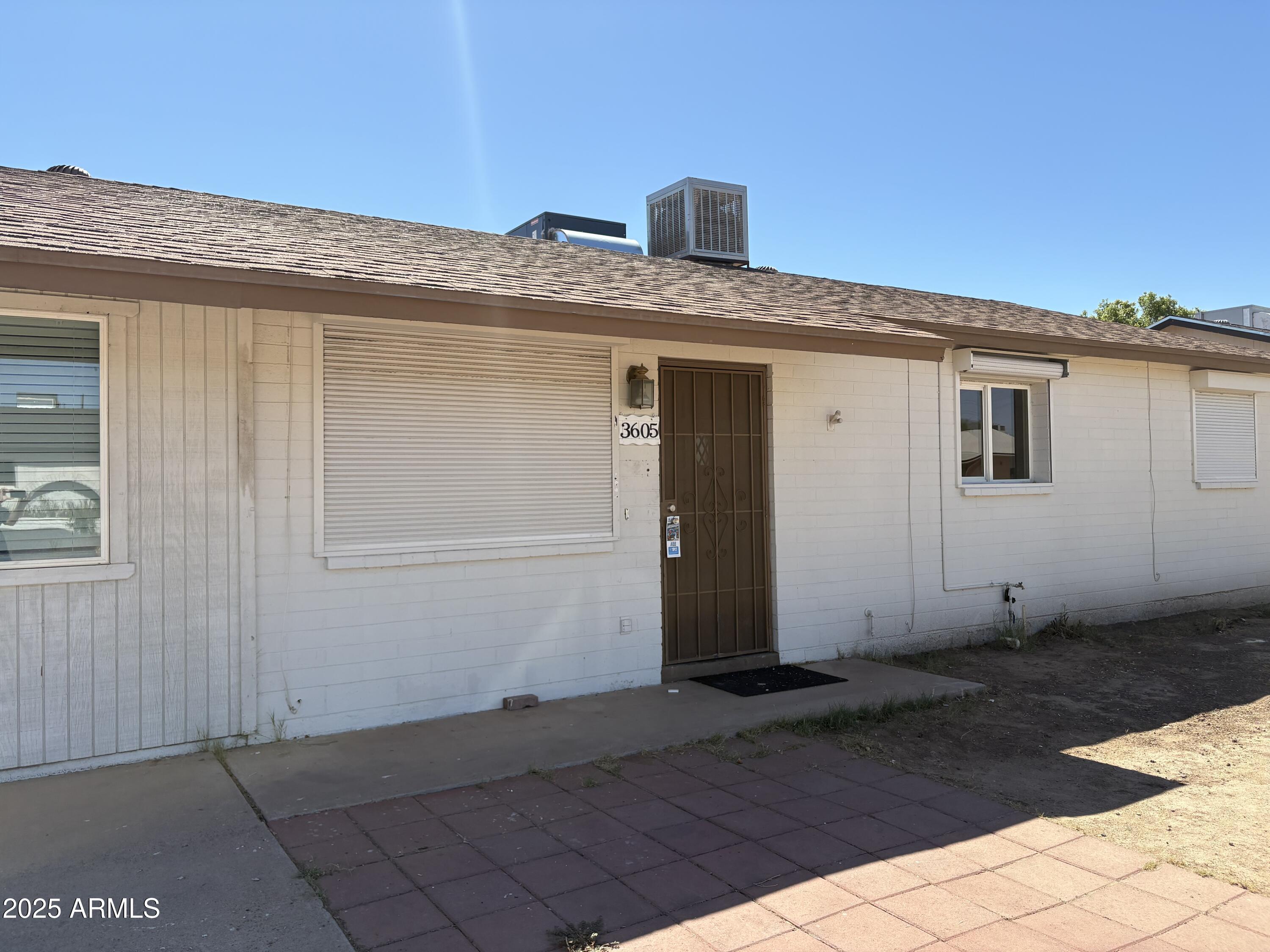 Property Photo: 3605 S Cutler Drive AZ 85282